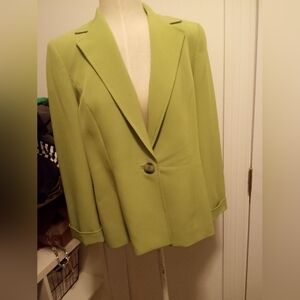 Kasper woman's dress blazer size 12 petite
